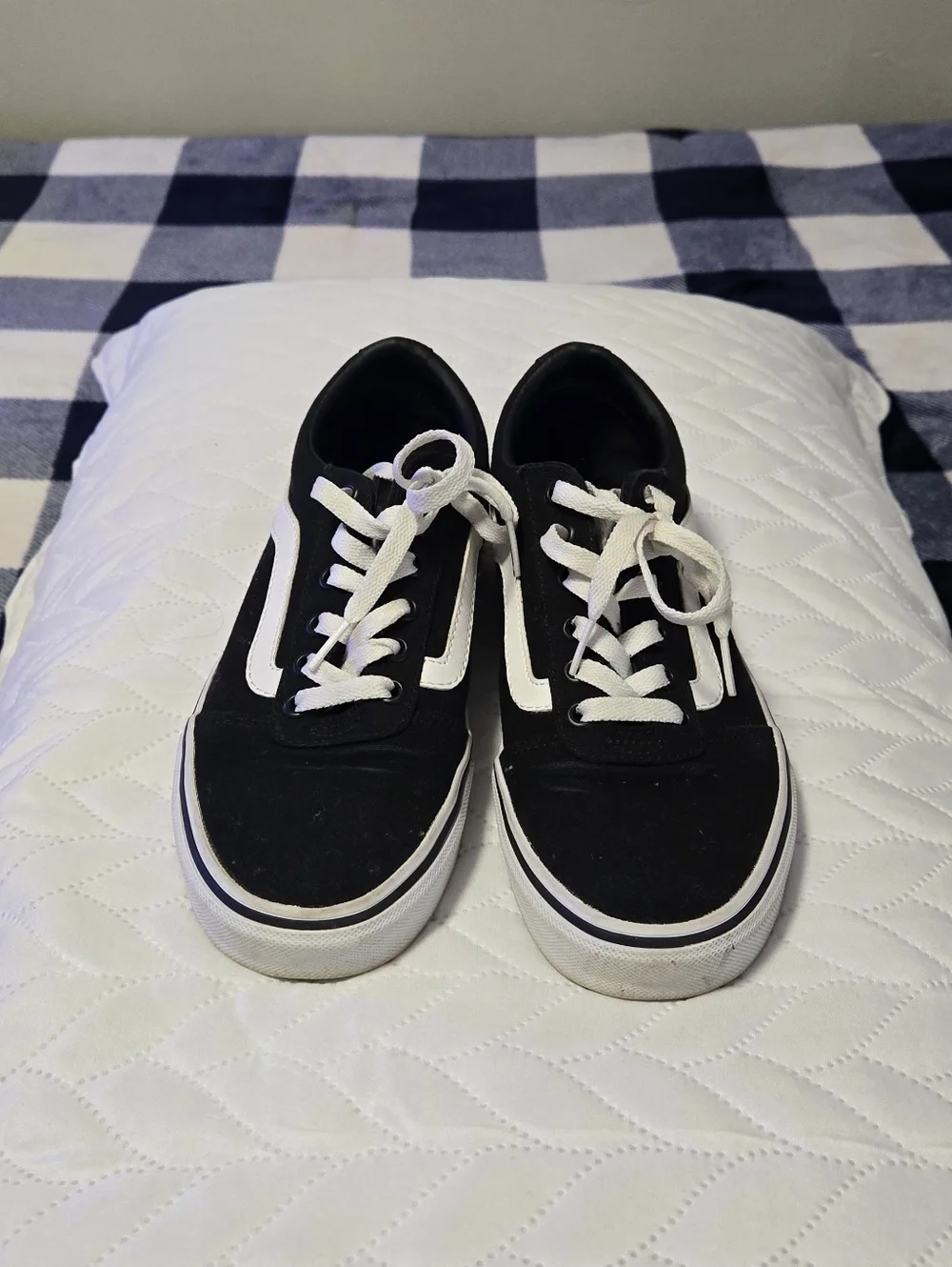 Vans Old School-Inspired Black & White Skate Sneakers - Picture 2 of 5